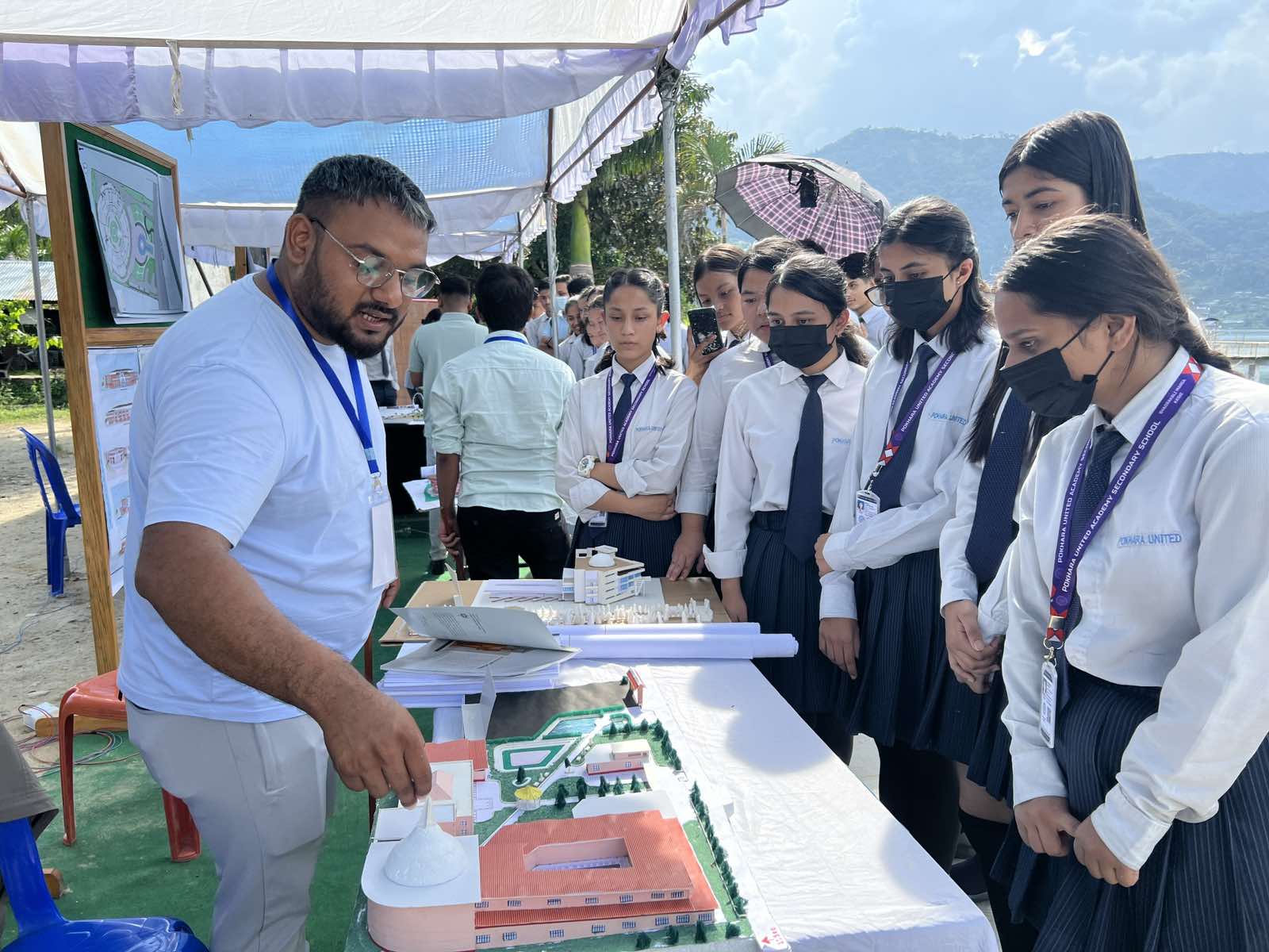 पोखरा इन्जिनियरिङ कलेजको शोधकार्य प्रदर्शनीमा विभिन्न डिजाइन